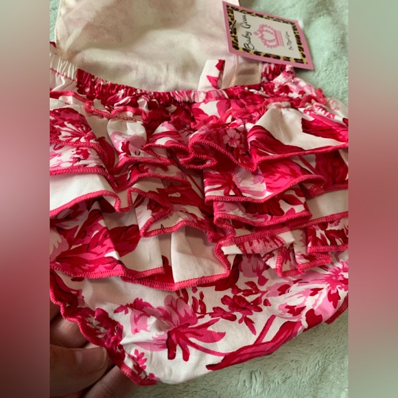 ✨HP✨ Floral romper - Picture 6 of 13